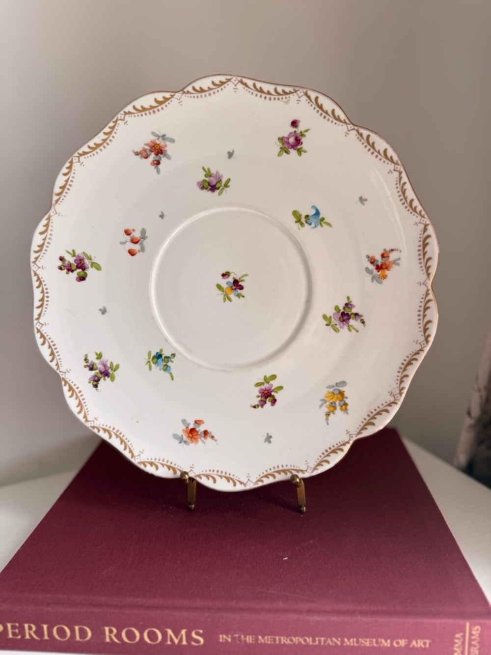 Scalloped White Porcelain Cake Plate with Floral Motif and Gold Trim